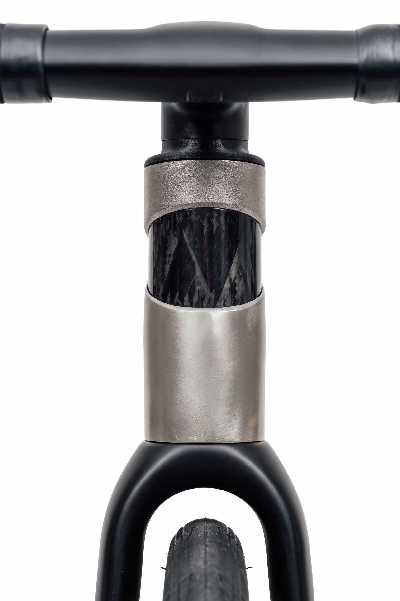 Titanium lugs, designed for the frame.