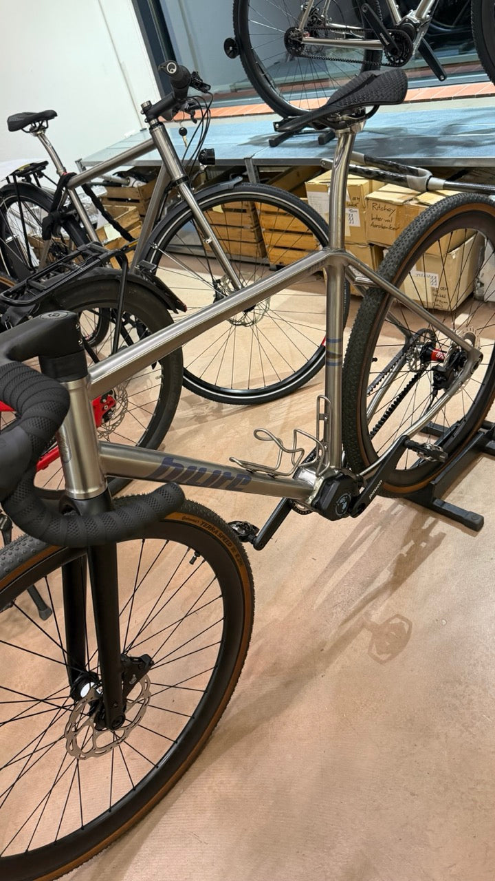 HILITE Masterpiece Titan–Titan with Pinion Smart.Shift and custom anodising