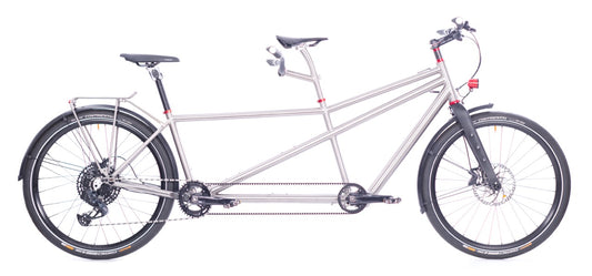 Very light tandem e-bike made of titanium with Mahle X20 System SmartBike System