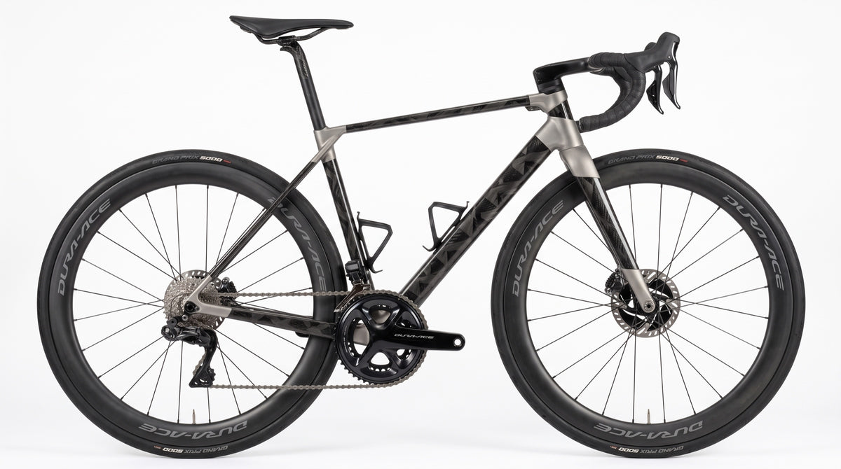 HILITE Masterpiece titanium-carbon allroad bicycle, side view