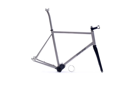 s Pinion Gravel Allroad Titanium frame